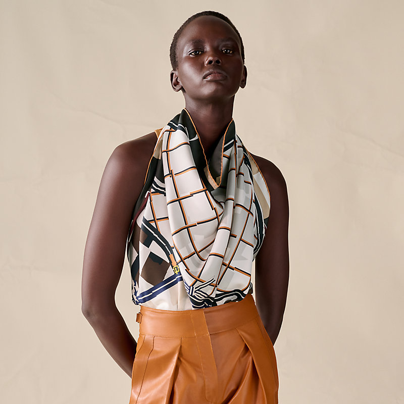 Camails a Carreaux scarf 90 - Beige | Hermès Finland